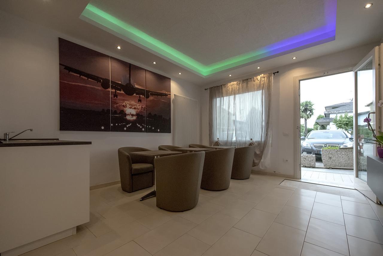 Venice Guest House B&B สปิเนอา ภายนอก รูปภาพ