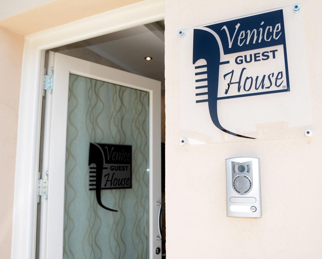 Venice Guest House B&B สปิเนอา ภายนอก รูปภาพ